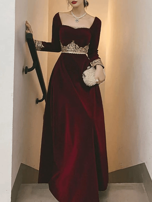 A-Line Vintage Formal Velvet Evening Dress with Appliques,Long Sleeve Dinner Dresses